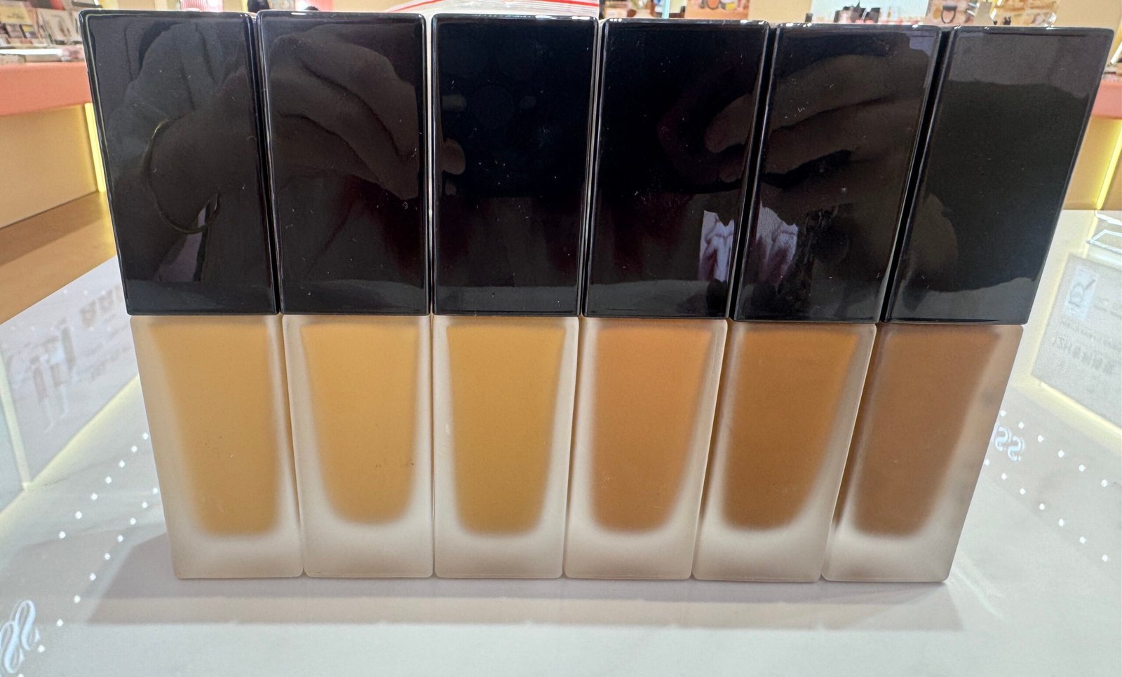 Water Glow Flawless Long-Lasting Foundation (Dry skin) - 图片 5